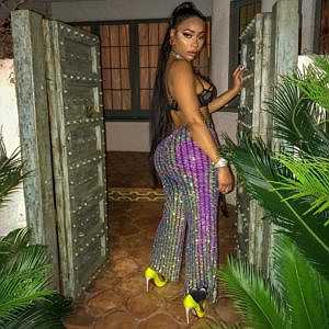 ‘LHHATL’ Tommie Lee Claps Back at Fans for Asking About Ankle Monitor